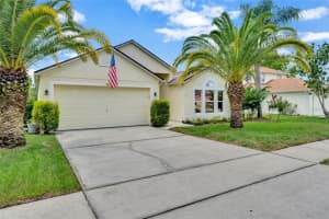 3817 STONEFIELD DR, ORLANDO, FL 32826 Sold 08/16/22