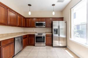 1430 SAN JACINTO CIR, SANFORD, FL 32771 Sold 04/12/23