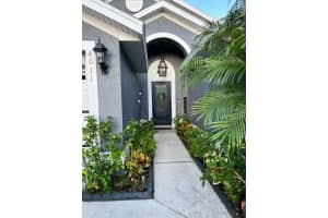 4011 SUNNY DAY WAY, KISSIMMEE, FL 34744 Sold 08/04/22