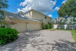 2912 CEDAR CREST DR, APOPKA, FL 32712 Sold 09/21/22
