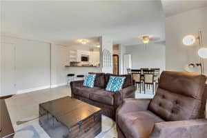 3315 58TH AVE S #222, ST PETERSBURG, FL 33712 Sold 12/02/22