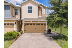 1335 E 10TH ST, APOPKA, FL 32703 Sold 01/05/23
