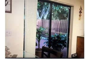 884 SPRINGDALE CIR, PALM SPRINGS, FL 33461 Sold 03/23/23
