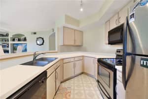 7280 Westpointe Blvd, Orlando, FL 32835, Sold 09/07/22