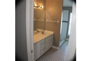 7836 WICKLOW CIR, ORLANDO, FL 32817 Sold 09/30/22