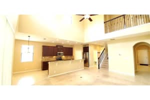 2813 WHISTLEWOOD DR, ORLANDO, FL 32810 Sold 10/12/22