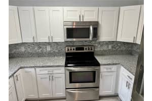 813 PONDEROSA PINE CT, ORLANDO, FL 32825 Sold 11/17/22