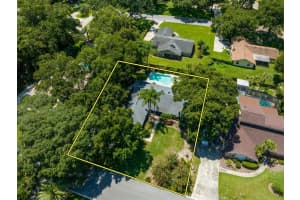 858 PINE SHADOW DR, APOPKA, FL 32712 Sold 08/19/22