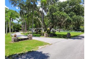 2255 61ST ST, SARASOTA, FL 34243 Sold 03/06/23