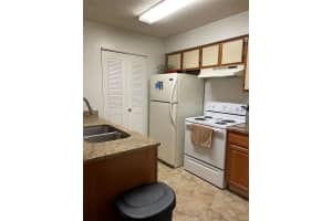 1051 S HIAWASSEE RD #2115, ORLANDO, FL 32835 Sold 09/07/22