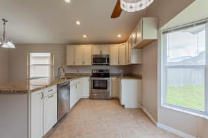 213 KINGSHILL CT SE, WINTER HAVEN, FL 33884 Sold 03/09/23