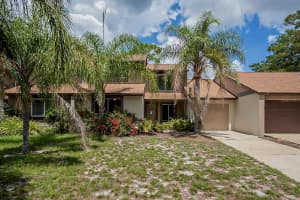 139 CLEAR LAKE CIR, SANFORD, FL 32773 Sold 09/30/22