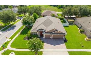 2433 EMERALD ROSE WAY, APOPKA, FL 32712 Sold 08/30/22