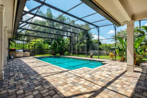 2016 WHITFIELD LN, ORLANDO, FL 32835 Sold 10/11/22