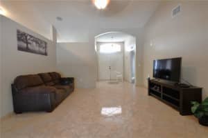 901 WESTWINDS DR, DAVENPORT, FL 33837 Sold 08/31/22