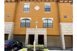 6133 METROWEST BLVD #105, ORLANDO, FL 32835 Sold 08/23/22