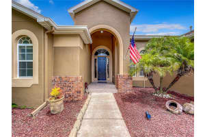 1860 PARKGLEN CIR, APOPKA, FL 32712 Sold 09/14/22