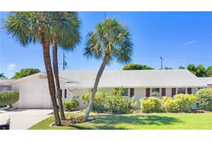 379 HARBOR DR, CAPE CANAVERAL, FL 32920 Sold 09/19/22