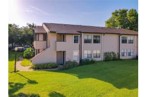 2936 ANTIQUE OAKS CIR #72, WINTER PARK, FL 32792 Sold 08/04/22