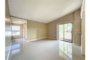 2936 ANTIQUE OAKS CIR #72, WINTER PARK, FL 32792 Sold 08/04/22