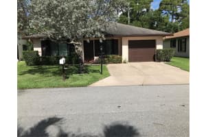 6335 TALL CYPRESS CIR, GREENACRES, FL 33463 Sold 10/31/22