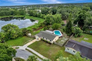 810 LAKE DR, ALTAMONTE SPRINGS, FL 32701 Sold 09/06/22