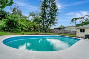 810 LAKE DR, ALTAMONTE SPRINGS, FL 32701 Sold 09/06/22