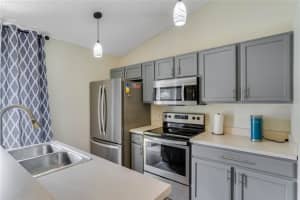 313 PLACID LAKE DR, SANFORD, FL 32773 Sold 09/23/22