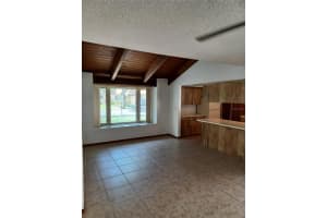 228 COLOMBO DR, CASSELBERRY, FL 32707 Sold 08/15/22