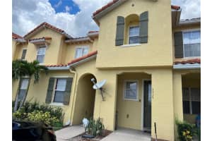 5315 PARADISE CAY CIR, KISSIMMEE, FL 34746 Sold 02/21/23