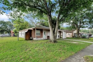 8902 BLUE RIDGE DR, TAMPA, FL 33619 Sold 08/09/22