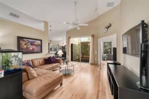 2966 EGLINGTON DR, ORLANDO, FL 32806 Sold 08/30/22