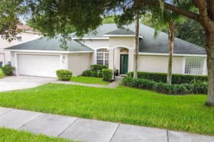 492 WEKIVA CREST DR, APOPKA, FL 32712 Sold 09/12/22