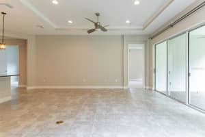 804 VICTORIA HILLS DR S, DELAND, FL 32724 Sold 02/09/23