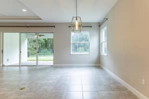 804 VICTORIA HILLS DR S, DELAND, FL 32724 Sold 02/09/23