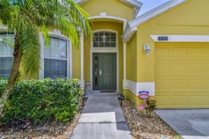 4729 SPINDLETREE LN, ORLANDO, FL 32829 Sold 09/03/22