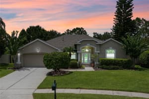 9427 WHISPERING MEADOWS LN, ORLANDO, FL 32825 Sold 09/12/22