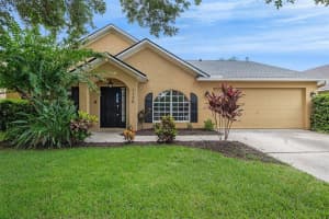 7126 COLONIAL LAKE DR, RIVERVIEW, FL 33578 Sold 02/09/23