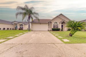 11117 CYPRESS LEAF DR, ORLANDO, FL 32825 Sold 09/09/22