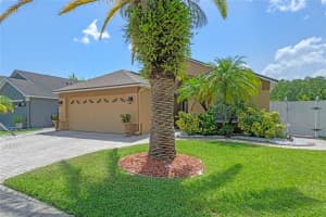 420 FIELDSTREAM NORTH BLVD, ORLANDO, FL 32825 Sold 10/17/22