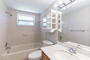 804 RAVEN AVE, LONGWOOD, FL 32750 Sold 09/21/22