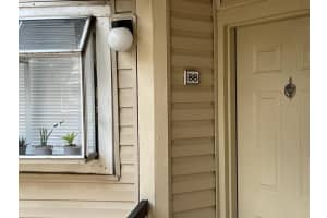 1932 LAKE ATRIUMS CIR #88, ORLANDO, FL 32839 Sold 12/09/22