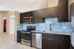 227 Panorama Dr, Winter Springs, FL 32708, Sold 08/19/22