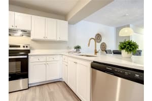 612 KENWICK CIR #103, CASSELBERRY, FL 32707 Sold 09/23/22