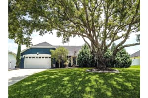 5517 Loma Vista Dr, Davenport, FL 33896, Sold 09/01/22