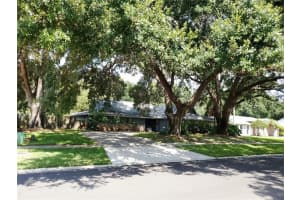 145 LAKE DESTINY TRL, ALTAMONTE SPRINGS, FL 32714 Sold 03/15/23