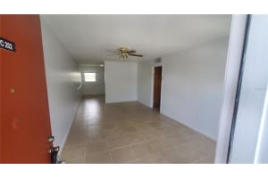 4328 Edgewater Dr, Orlando, FL 32804, Sold 08/25/22