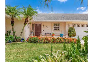 4711 Lumberton Dr, Orlando, FL 32829, Sold 09/14/22