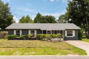 609 DOROTHY CIR, EUSTIS, FL 32726 Sold 09/21/22