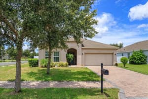 105 LAKE DAVENPORT CIR, DAVENPORT, FL 33837 Sold 10/13/22